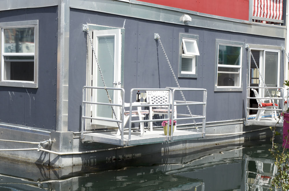 A Float Home B&B In Fisherman'S Wharf Victoria Exterior photo